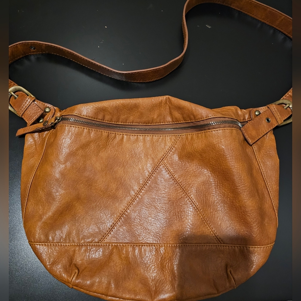 Brown Leather Hobo Crossbody 3 Zipper Pockets